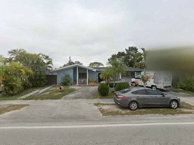 House image located at Miami, FL 33175