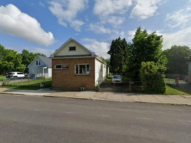 House image located at Columbus, OH 43211