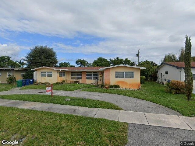 House image located at Miami, FL 33179