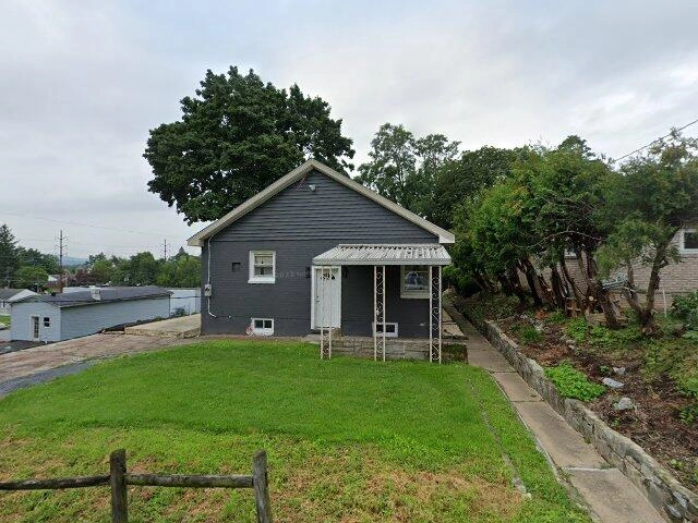 House image located at South Bend, IN 46615