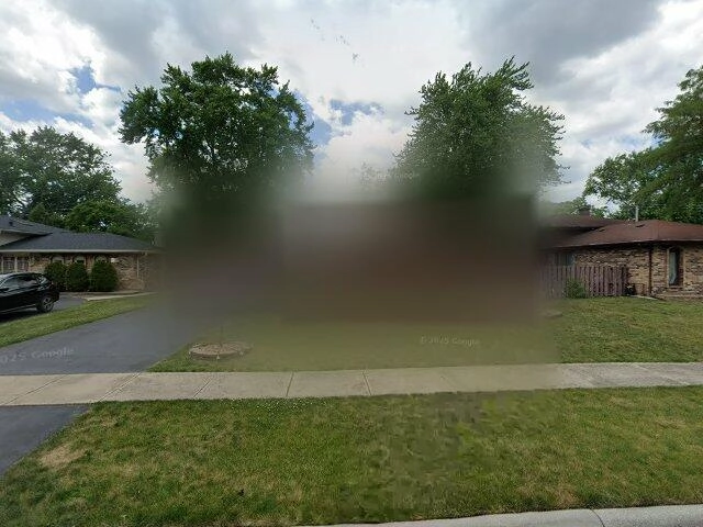 House image located at Lansing, IL 60438