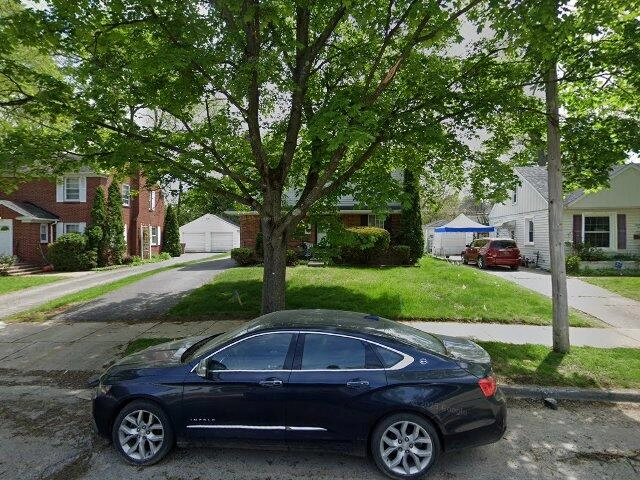 House image located at Pontiac, MI 48341