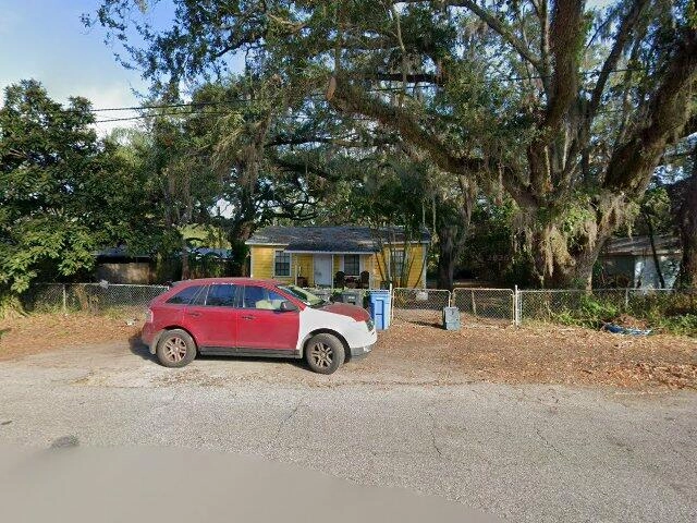 House image located at Tampa, FL 33613