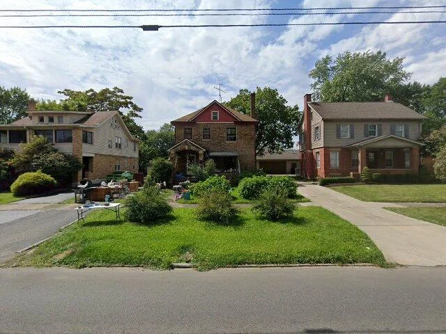 House image located at Warren, OH 44483