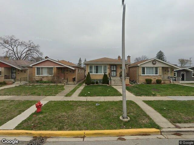 House image located at Bellwood, IL 60104