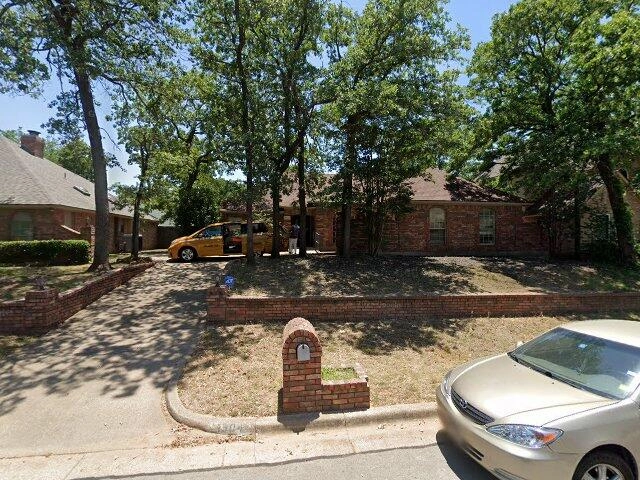 House image located at Arlington, TX 76017