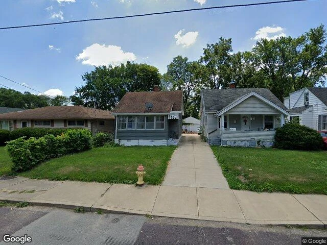 House image located at Peoria, IL 61603