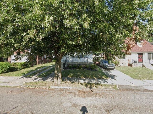 House image located at Detroit, MI 48227