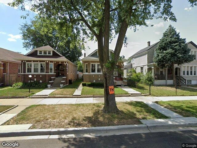 House image located at Chicago, IL 60643