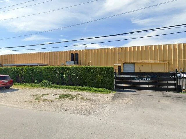 House image located at Miami, FL 33166