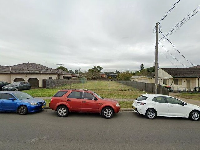 House image located at Meriden, CT 06451