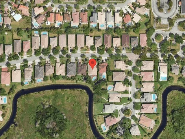 House image located at Hollywood, FL 33027