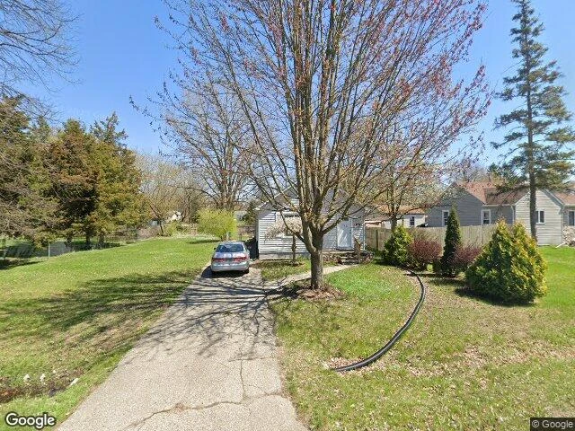House image located at Rochester, MI 48307