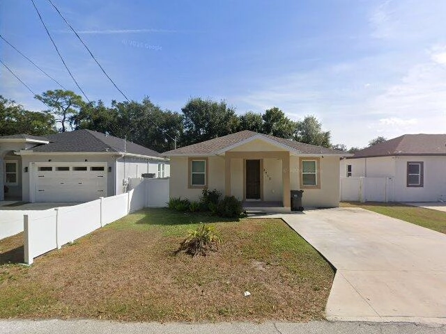 House image located at Tampa, FL 33619
