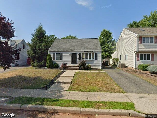 House image located at Woodbridge, NJ 07095