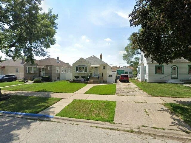 House image located at Riverdale, IL 60827