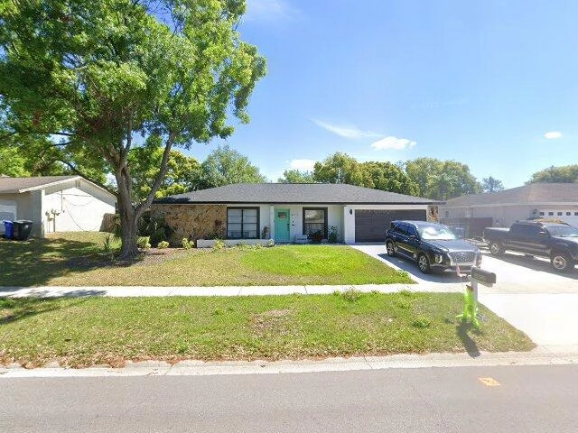 House image located at Valrico, FL 33596