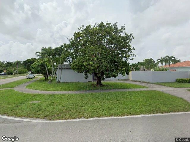House image located at Miami, FL 33173