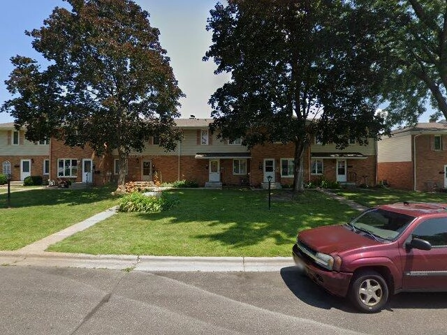 House image located at Saint Paul, MN 55117