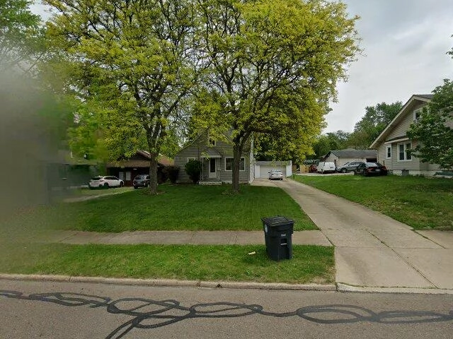 House image located at Akron, OH 44310