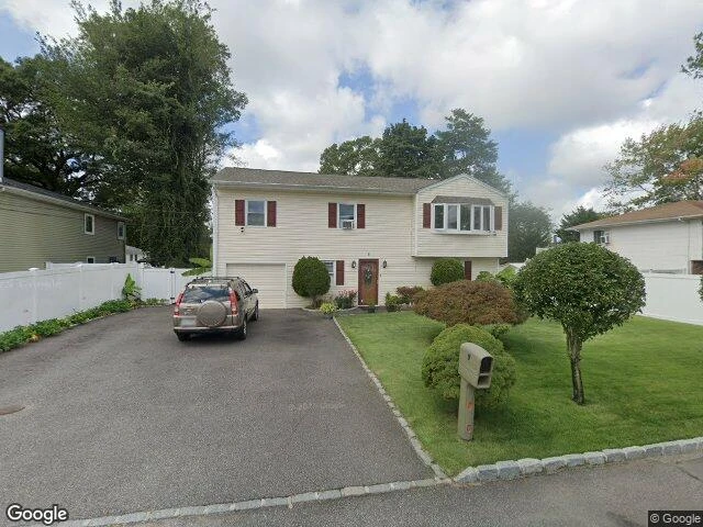 House image located at West Babylon, NY 11704