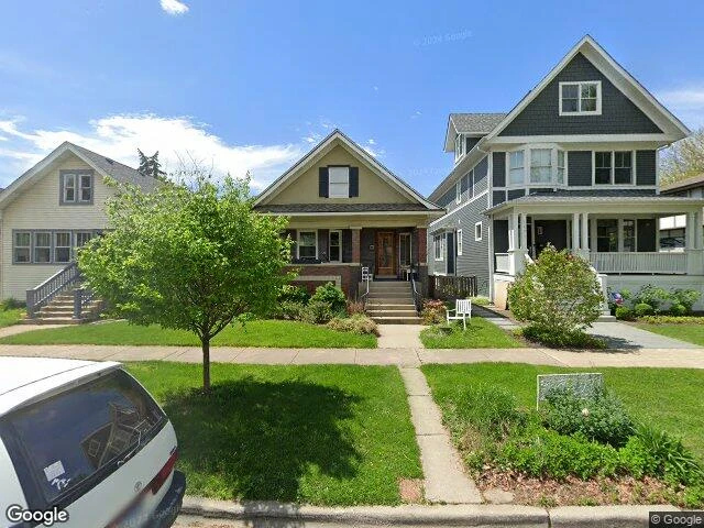 House image located at Oak Park, IL 60304