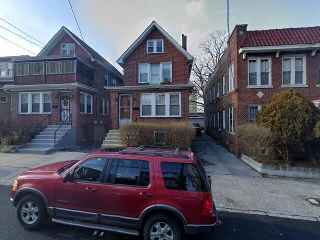 House image located at Bronx, NY 10466