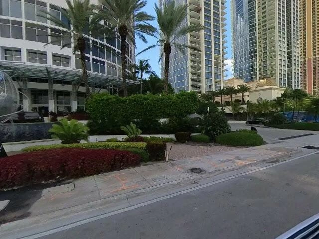 House image located at North Miami Beach, FL 33160