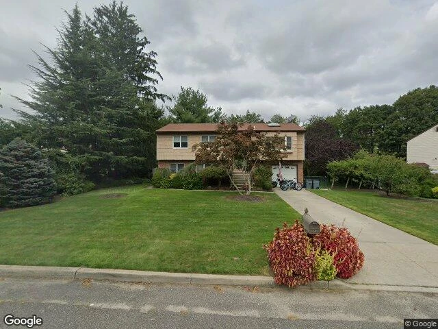 House image located at Islip Terrace, NY 11752