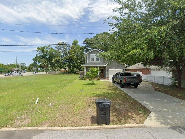 House image located at Pensacola, FL 32503