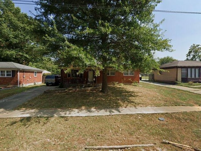 House image located at Louisville, KY 40272