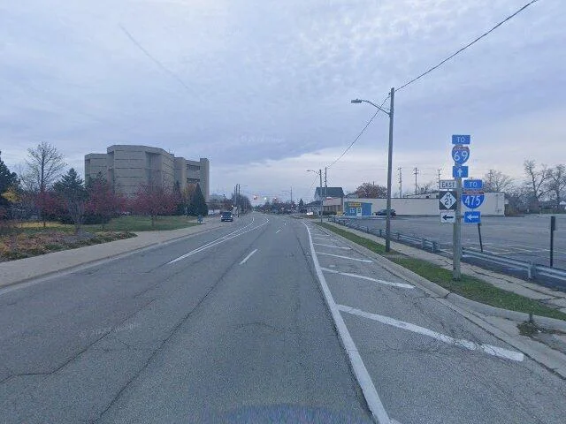 House image located at Flint, MI 48502