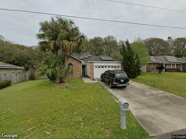 House image located at Crestview, FL 32539