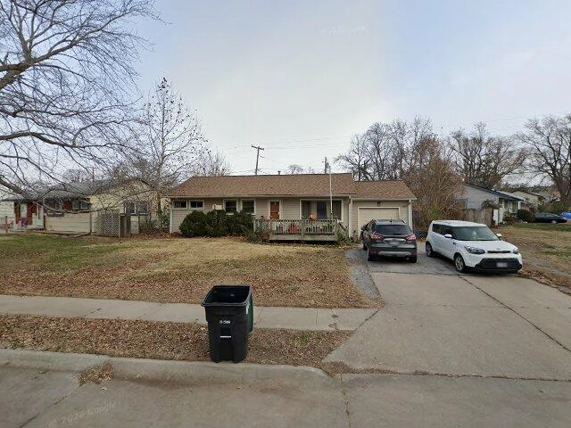 House image located at Omaha, NE 68114