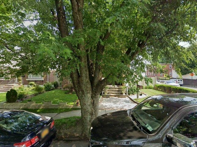 House image located at Staten Island, NY 10305