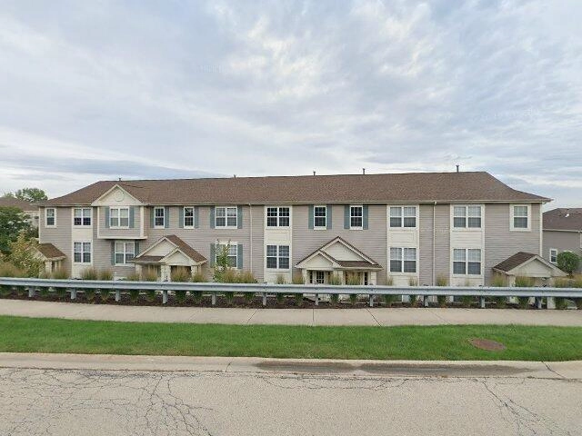 House image located at Willowbrook, IL 60527