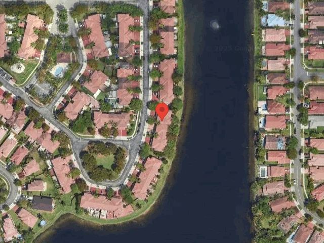 House image located at Hollywood, FL 33027