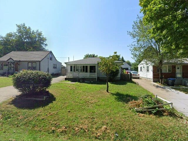 House image located at Louisville, KY 40216