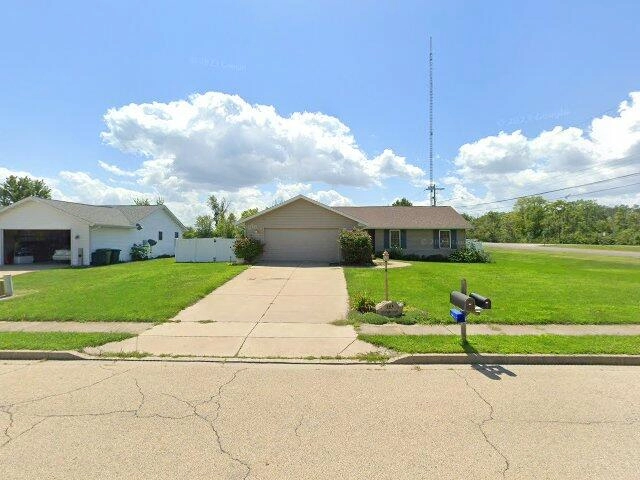 House image located at East Peoria, IL 61611