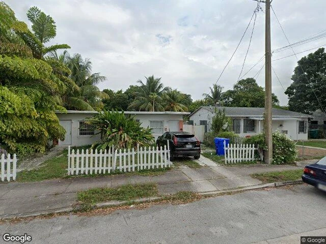 House image located at Miami, FL 33127