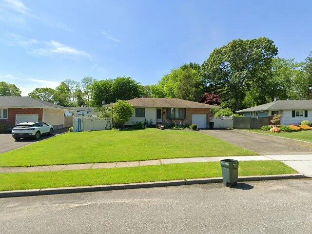 House image located at Commack, NY 11725