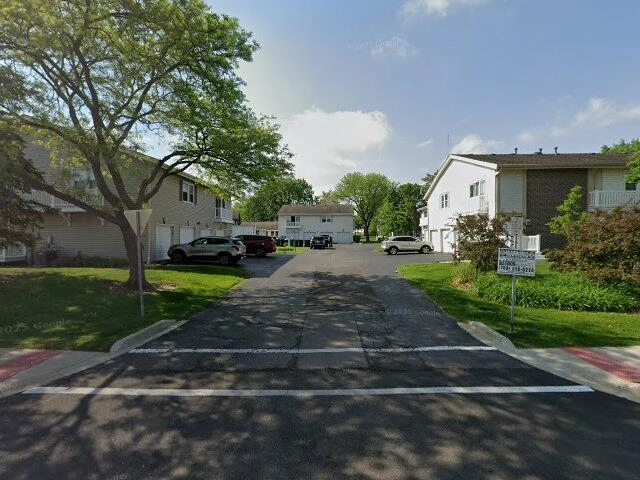 House image located at Bloomingdale, IL 60108