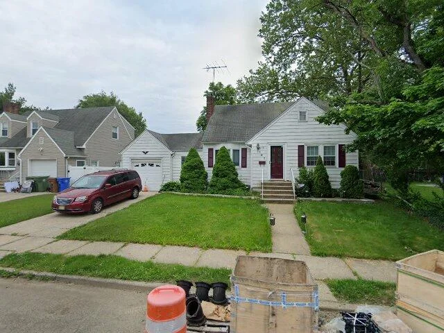 House image located at Linden, NJ 07036