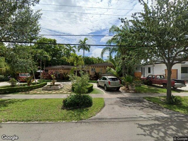 House image located at Miami, FL 33166