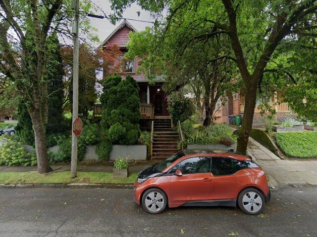 House image located at Portland, OR 97227