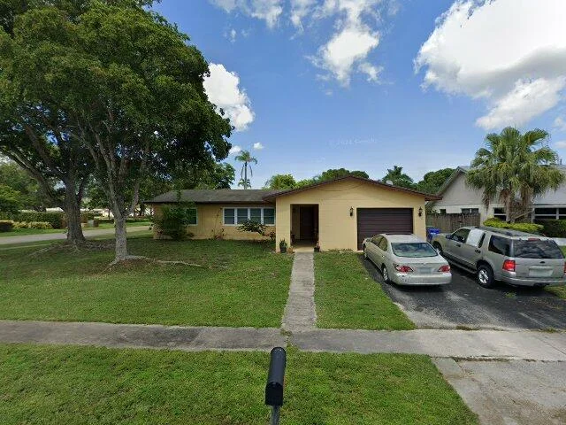 House image located at Hollywood, FL 33026