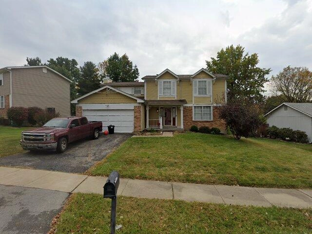 House image located at Florissant, MO 63034