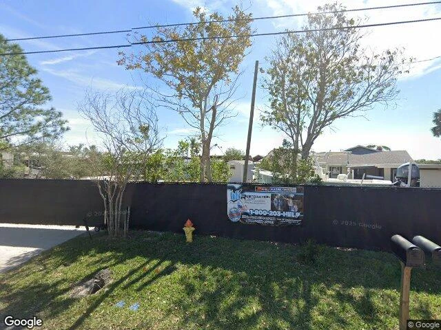 House image located at Ruskin, FL 33570