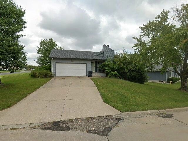 House image located at Burlington, IA 52601