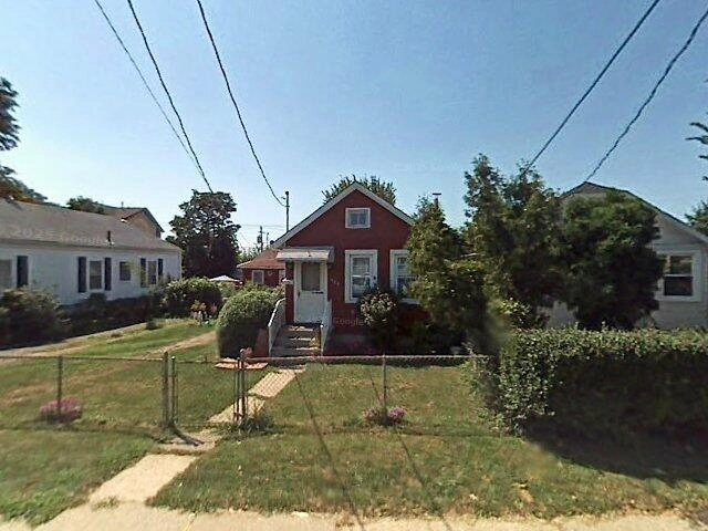 House image located at Bronx, NY 10464